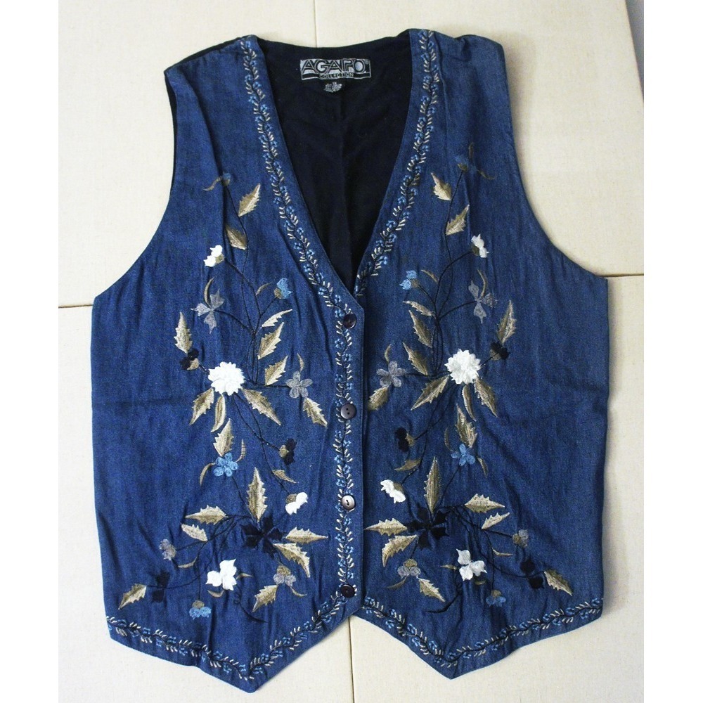Gorgeous Ladies Agapo Embroidered Floral Vest Size 1X